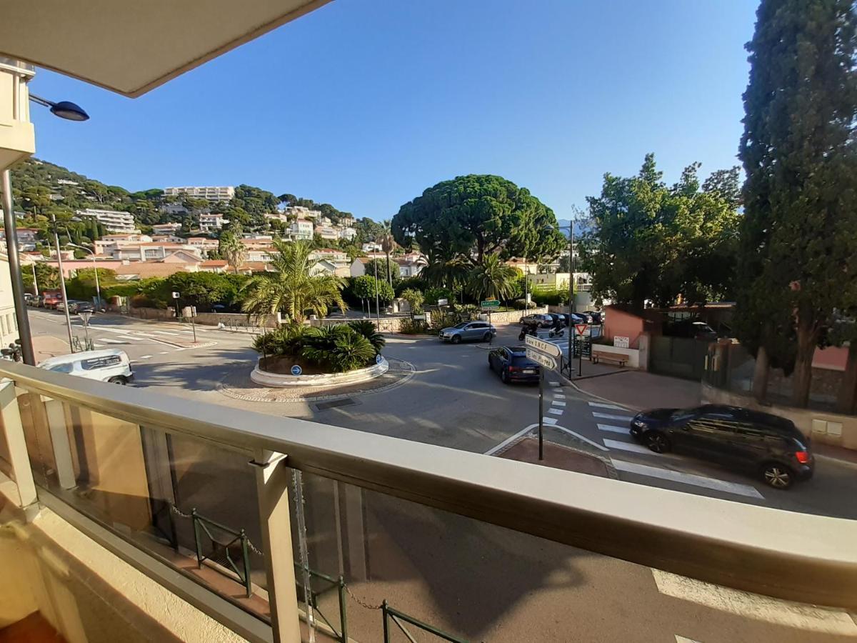 Joli Appartement Entre Menton Et Monaco Roquebrune-Cap-Martin Exterior photo